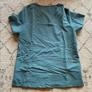 FIGS Hydrogreen Casma Scrub Top